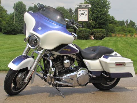 2010 Harley-Davidson Street Glide FLHX   - $5,000 in Customizing - Apes - ABS - Bluetooth
