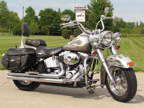 2004 Harley-Davidson Heritage Softail Classic FLSTC   - $5,000 in Extras - 28,0000 Miles