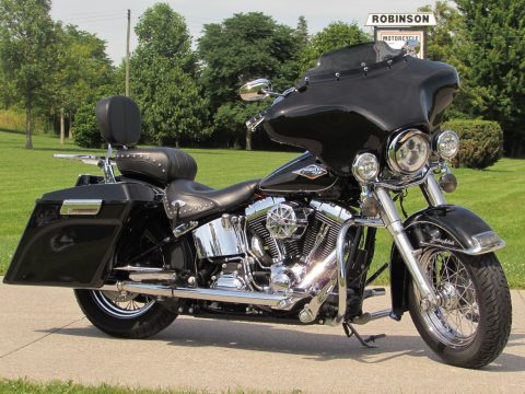 2014 Harley-Davidson Heritage Softail Classic FLSTC   ABS Brakes - $6,500 in Extras - 44,000 KM