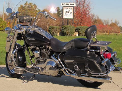 2005 Harley-Davidson Road King Classic FLHRCi  - $6,000 in Options - Great Tires - Cruise Control