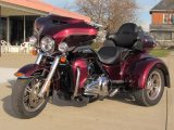 2015 Harley-Davidson Tri Glide FLHTCUTG   - Auto Dealer Ontario