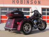 2015 Harley-Davidson Tri Glide FLHTCUTG   - Auto Dealer Ontario