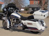 2010 Harley-Davidson Street Glide FLHX   - Auto Dealer Ontario